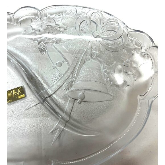 Mikasa Crystal Christmas Holiday Oval Platter With Embossed Holly & Bell Design - Picture 3 of 9